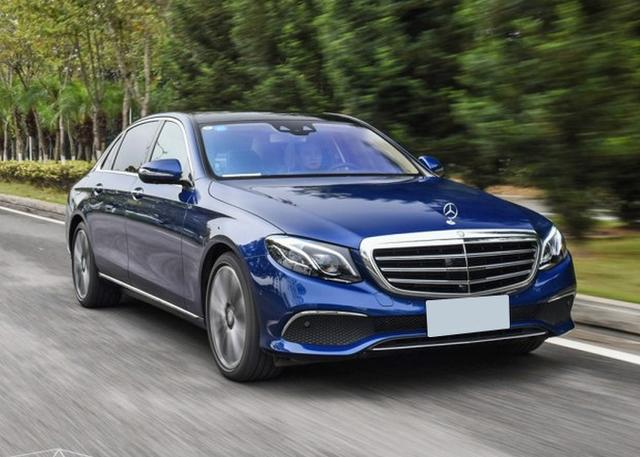 曝光奔驰e180,配置不低,全新5系怎么招架?