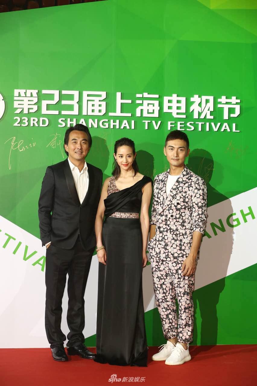 白玉兰红毯，欢乐颂4美集体败北，姚晨膀大唯她最美