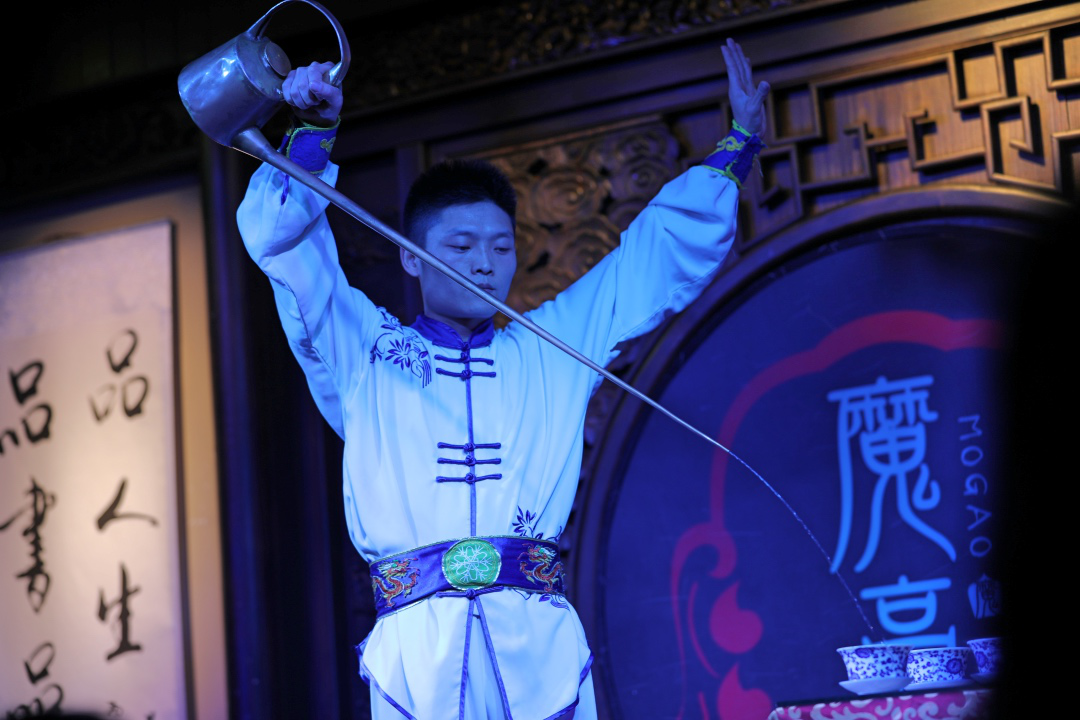 长嘴壶茶艺是传统文化中一枝独秀的技艺