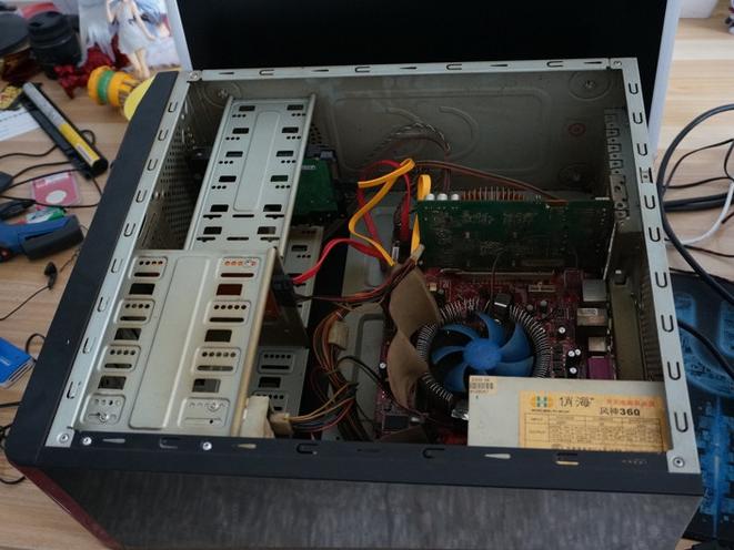 不知不觉就成了电子垃圾,晒一台2009年的电脑主机