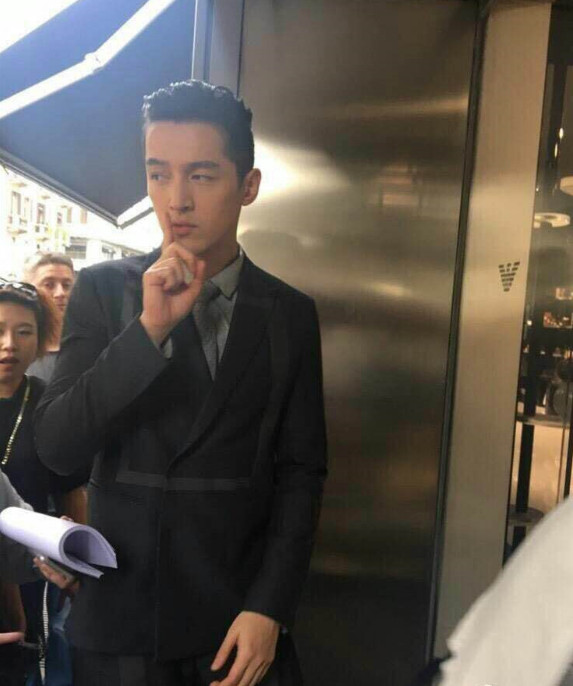 看完这些照片你就明白,为什么没有人黑胡歌