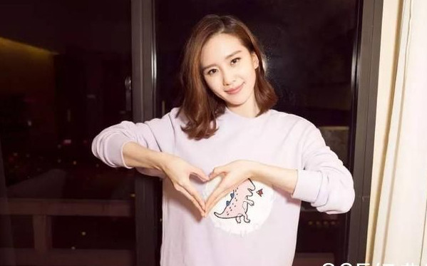最美刘诗诗从不露出右耳——揭露尘封多年不为人知背后的真相