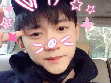 剑眉星目气场全开,芳心纵火犯方翔锐