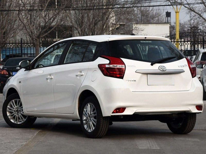 飞度vs威驰fs,日系两厢小型车之争