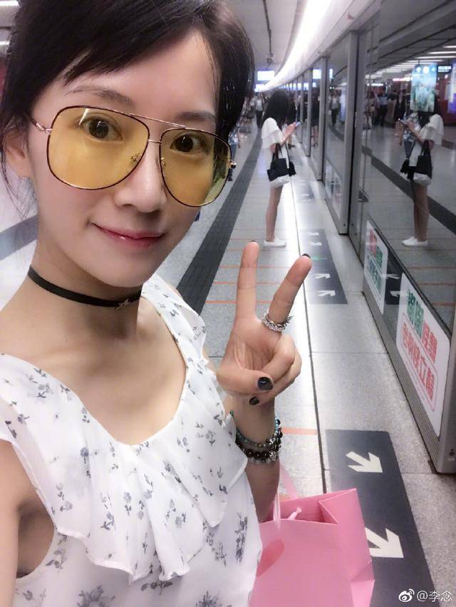 成名早于赵丽颖 有机会成为影视一姐却炫富炫得离婚