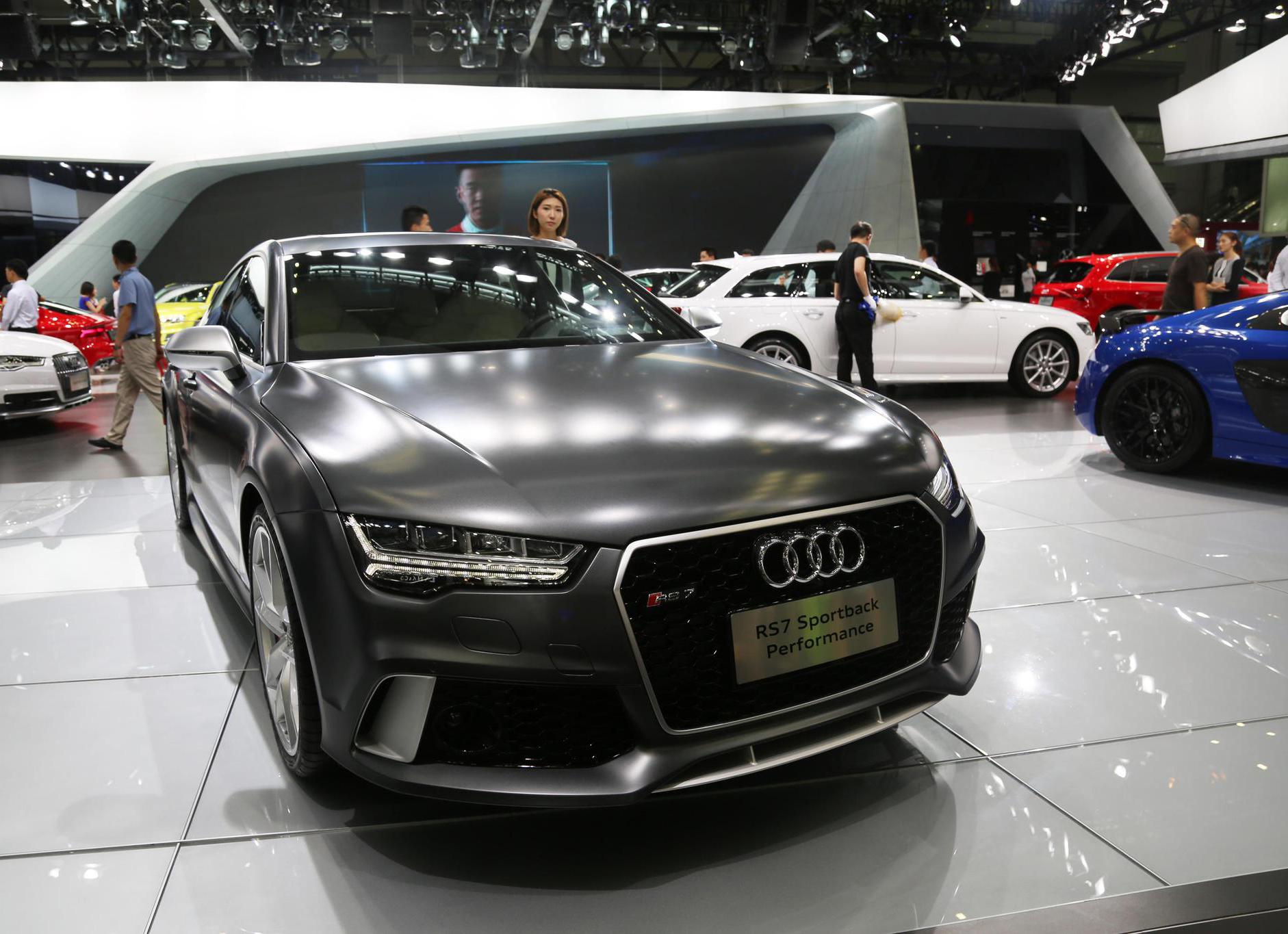 奥迪rs7 sportback,价值189.8万超跑车展实拍!