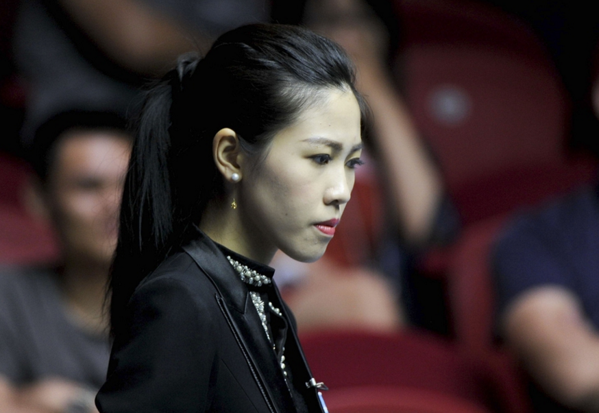 九球天后潘晓婷pk中国美女裁判吕浠琳,谁更漂亮?