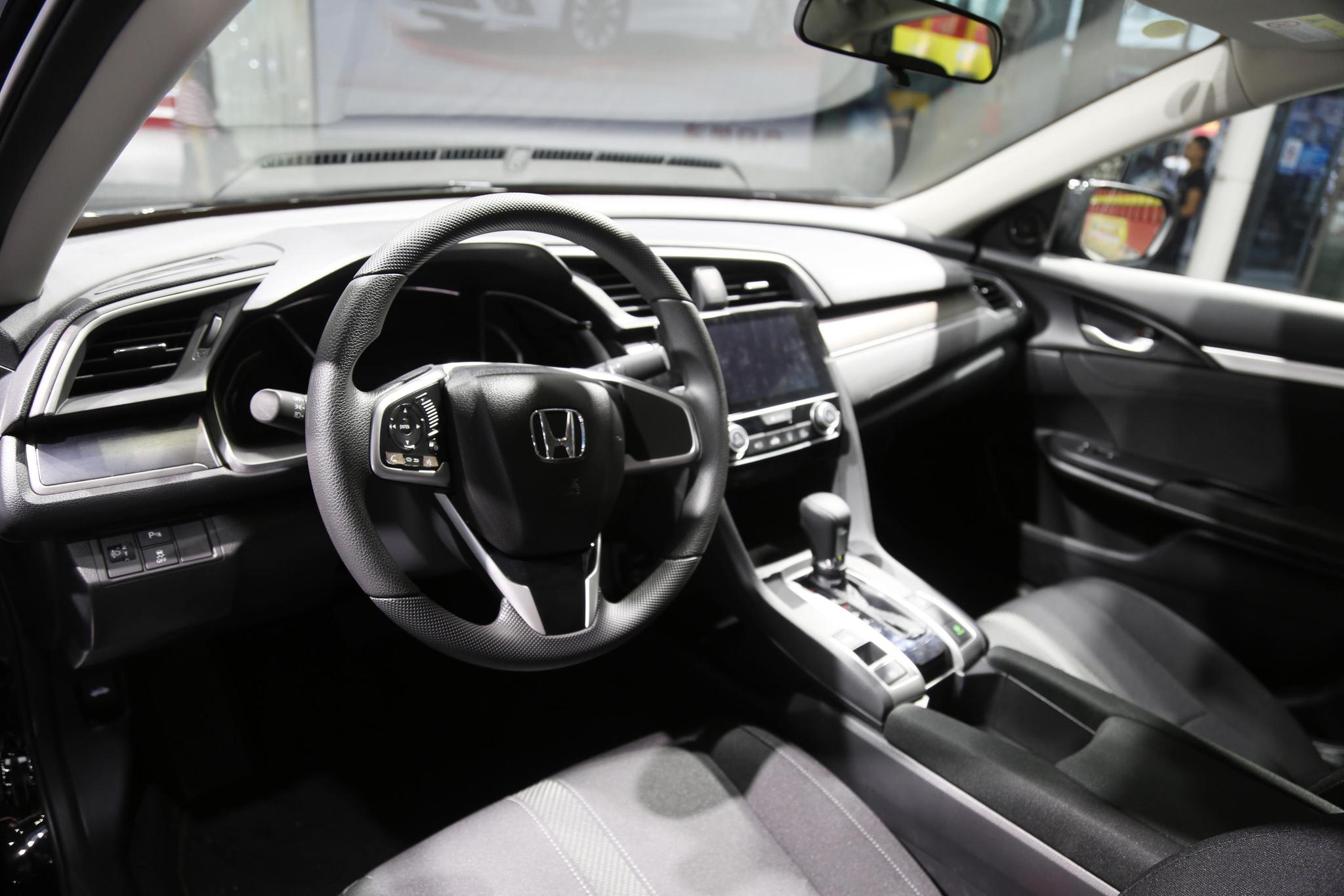 中级家轿标杆,本田第十代思域,车展实拍!