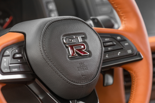 上可追高铁下可秒超跑东瀛战神gtr为何这么牛