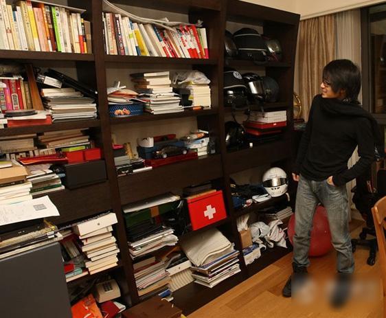 郭敬明书房似画室明星书房都长啥样