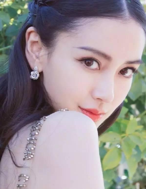 章子怡Baby刘诗诗巴黎时装周外媒未ps照!谁最