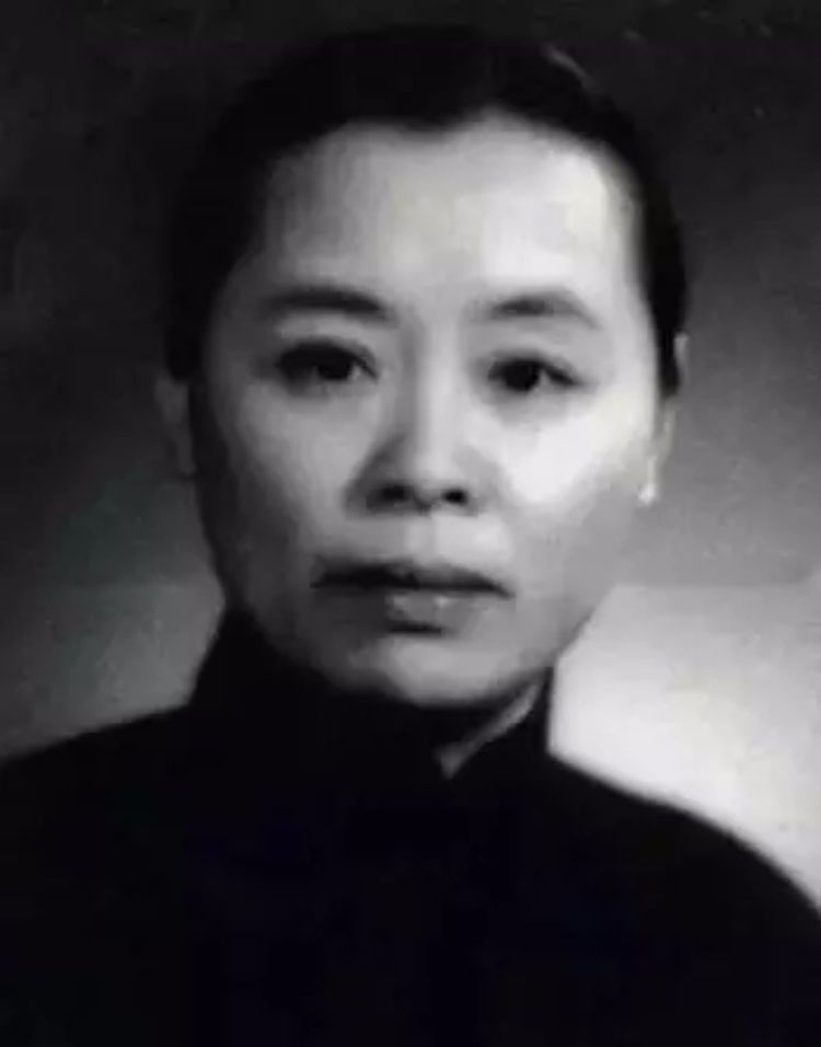 她是中國近代離婚第一人，感謝徐志摩當年離婚之恩！