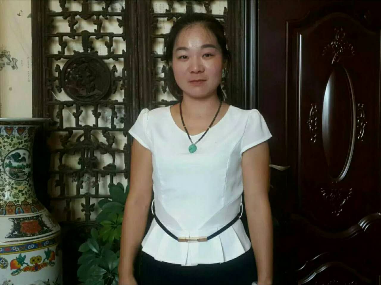 武汉凤娃古寨老总余红梅走进央视致富经栏目