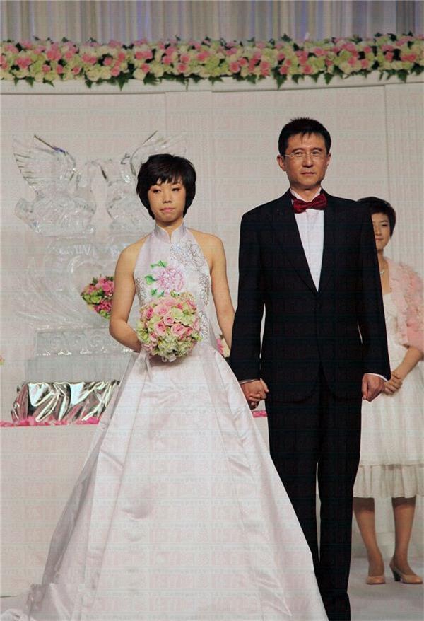 张怡宁嫁大20岁老公 女乒新世界冠军也爱老男人!