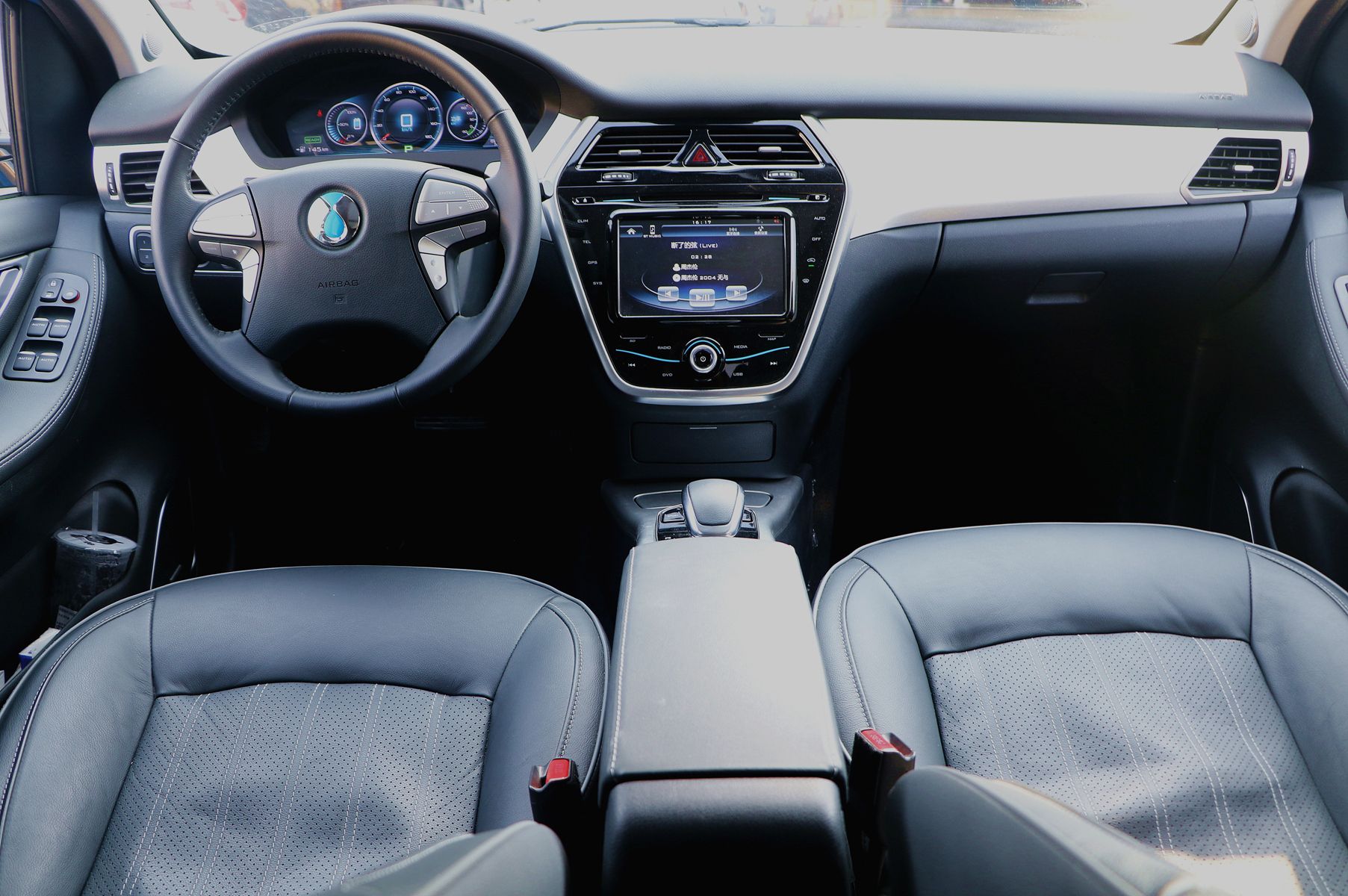 腾势400给你答案