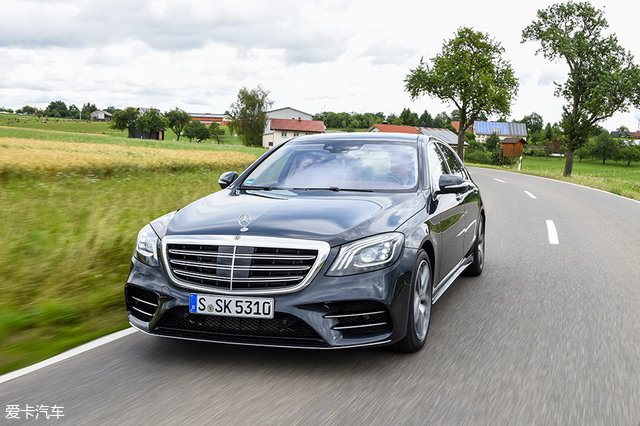 全球量产轿车大队长 2018款奔驰s级试驾