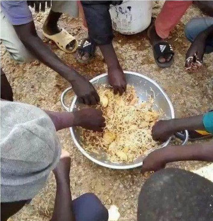 实拍非洲人的三餐,以敬那些为了爱情赴身的女孩