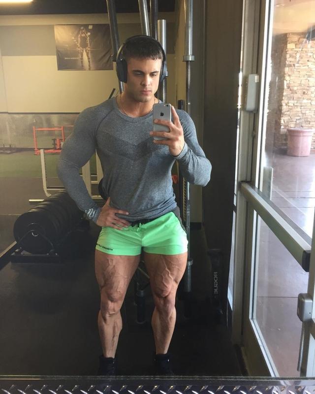 腿部是身体的第一大肌群,练好腿,比别人年轻10岁!