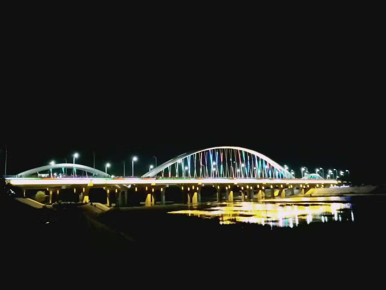 邓州·北京大道跨湍河大桥（彩虹桥）夜景