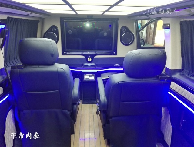 大众凯路威，土豪座驾内饰堪比豪包，动力强劲！