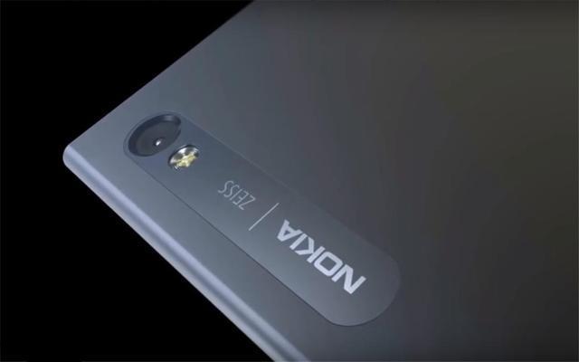 诺基亚新品edge谍照曝光: 屏占比96% 比三星s8更曲