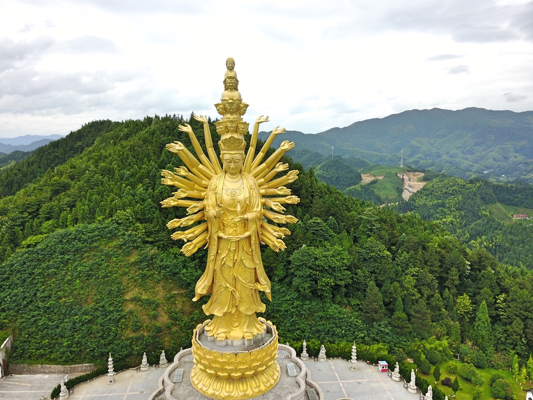 航拍世界上最高的千手千眼观音|观音|最高的|密印寺_新浪新闻