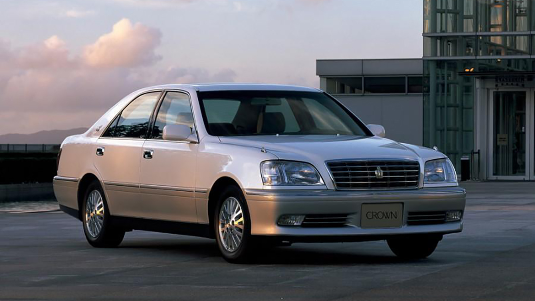 (第十代皇冠)可惜的是,即便在皇冠133的名堂如此响亮,丰田却没有向