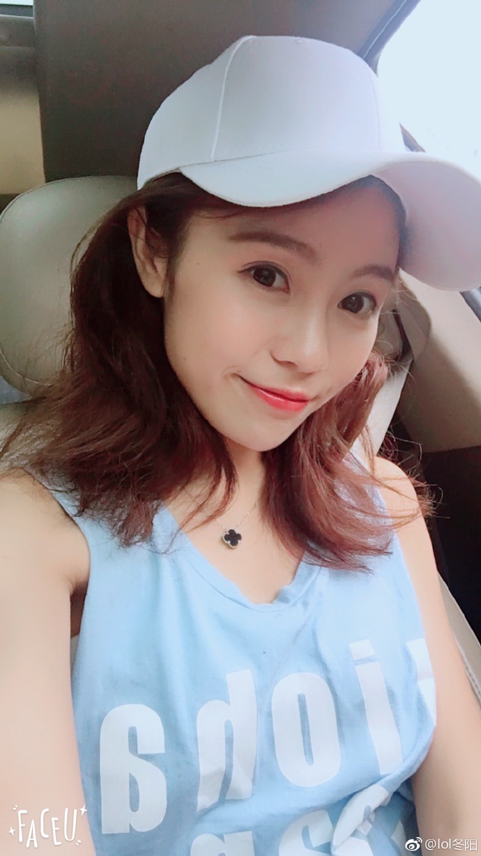 王者荣耀主播剑仙被小姐姐刷1亿礼物5年内不谈女友