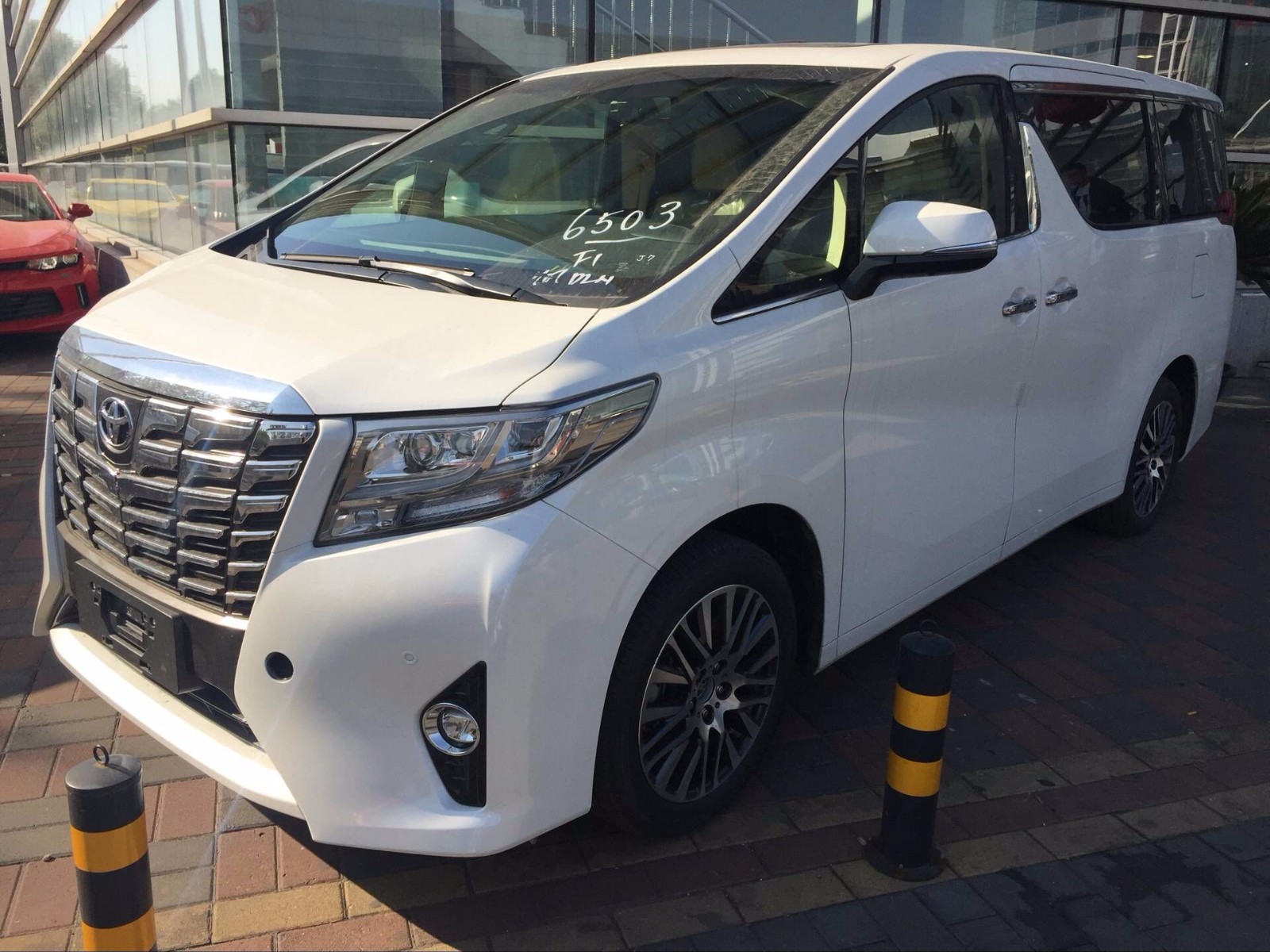 跑车 suv mpv 新能源 平行进口       对于丰田埃尔法这款豪华改装mpv