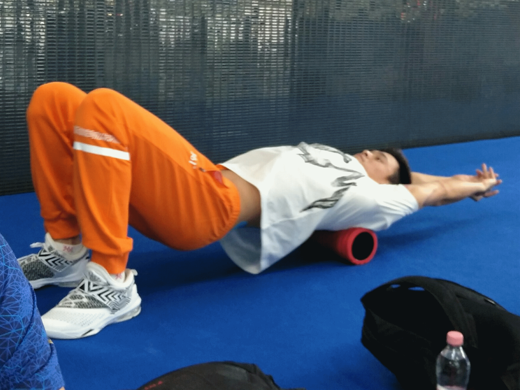 【直击】中国游泳队世锦赛前训练 孙杨苦练基本功