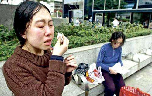 你还记得那个追刘德华, 逼父亲卖血卖肾的人吗?