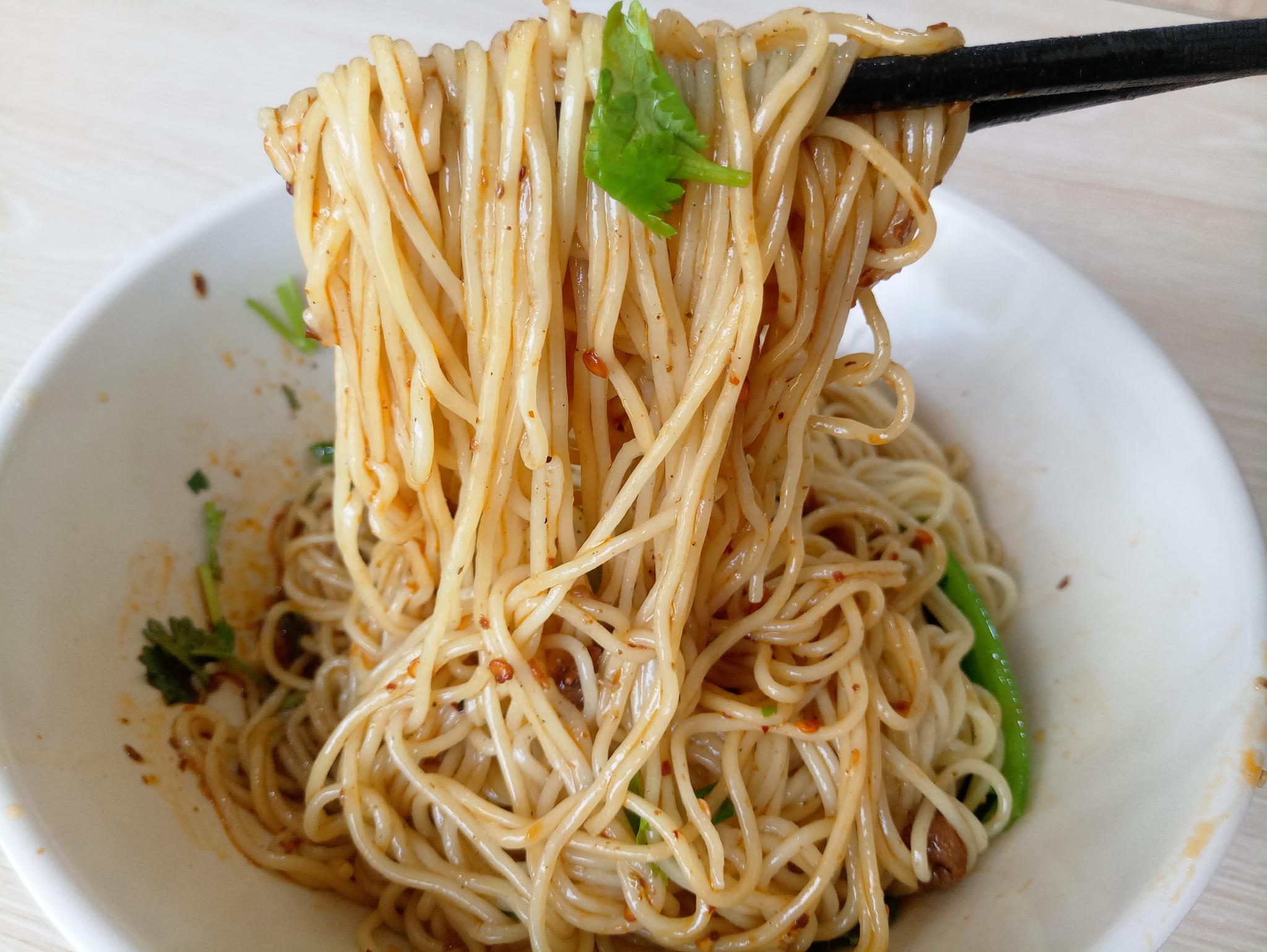 四川达州面馆小炸酱面普麻辣8元面条口感一流