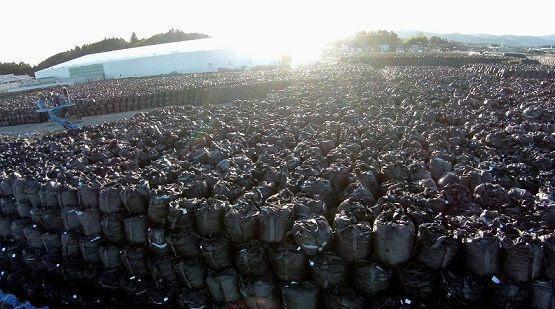 日本打算将77万吨福岛核废料排放入海官方说很安全