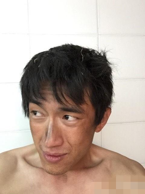 晒黑后的林更新摆出这一副可怜样,谁能想到这样搞笑的他可以挑战宇文