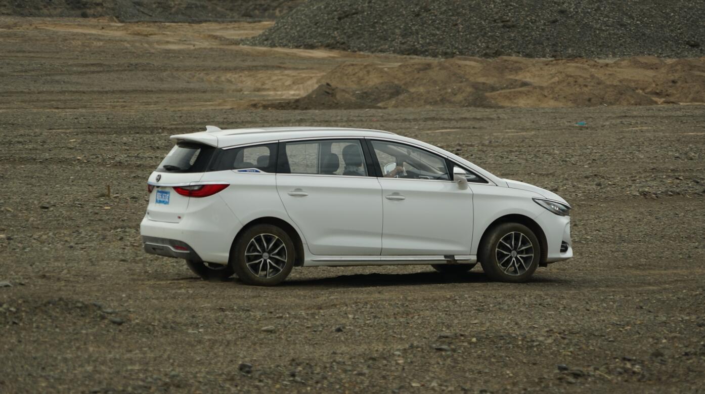 宋楠的比亚迪宋七座(技术验证车)吐鲁番操测手记