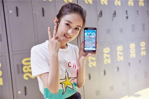 颖宝啊!一见你这样穿,就忍不住偷偷笑了