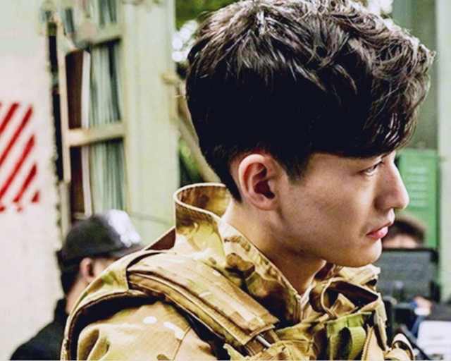 67张翰出演战狼2改青春偶像做派成功逆袭熊孩子