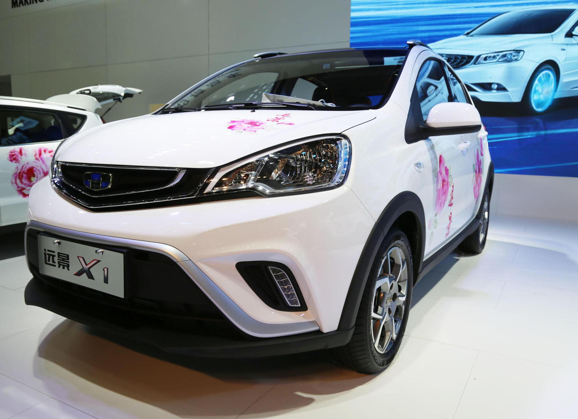 吉利远景x1,5万级别城市迷你suv,车展实拍!