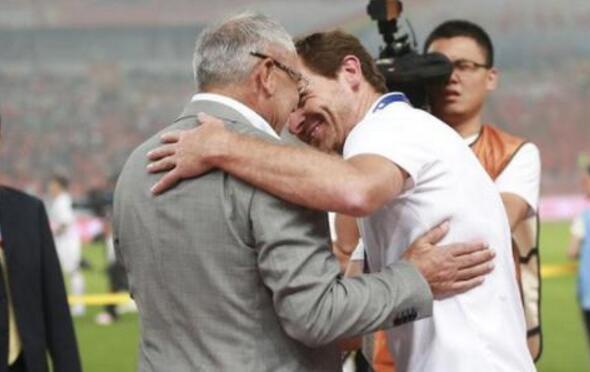 蒿俊闵掐脖子善意何在?