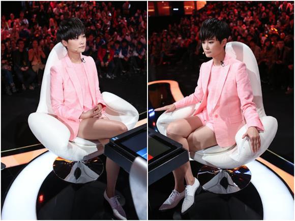 蛤蟆镜 喇叭裤:重回80年代的娱乐圈时尚!