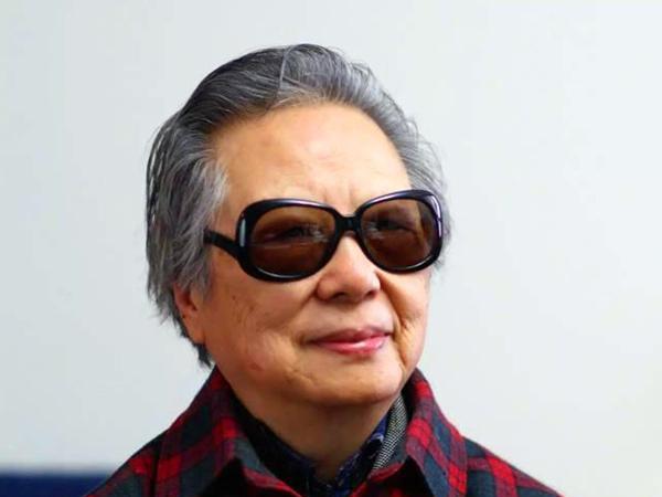 谢稚柳的夫人著名书画大家,陈佩秋先生书法作品!