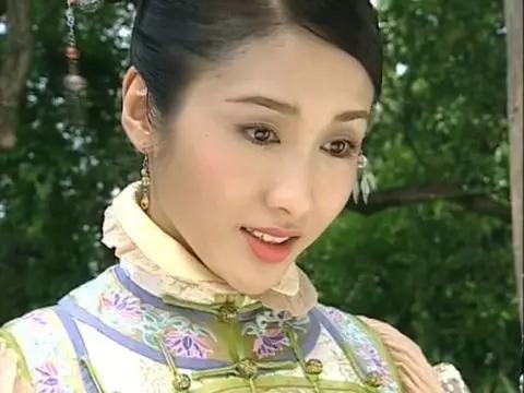 没有把美貌传给女儿的五位女星,好基因都浪费了