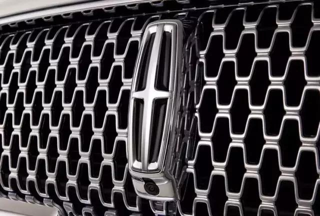 上半年，豪华品牌格局初见分晓，缠斗仍将继续