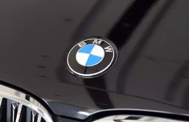 上半年，豪华品牌格局初见分晓，缠斗仍将继续