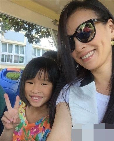 没有把美貌传给女儿的五位女星,好基因都浪费了