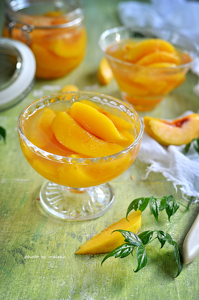 糖水黄桃罐头黄桃季的甜蜜回忆