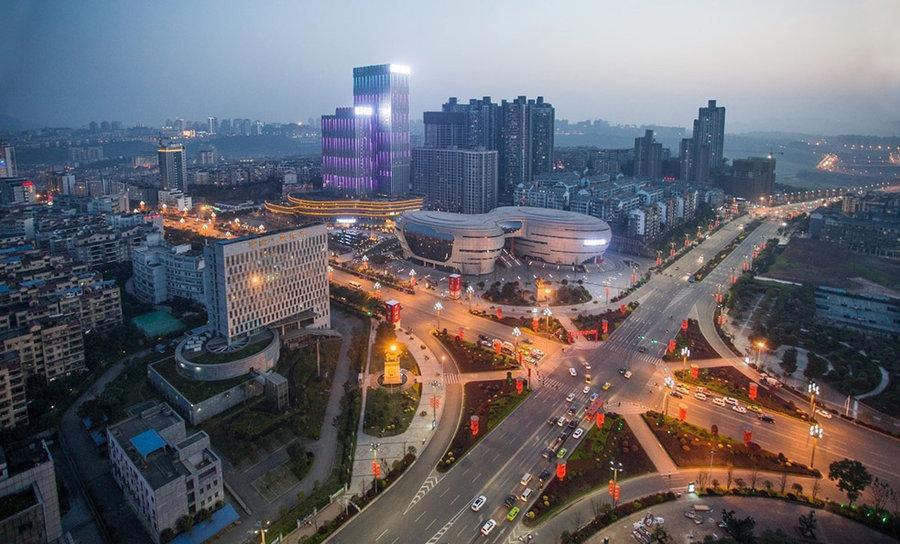 中国唯一的"酒城"至今没有火车的川南第一大城市