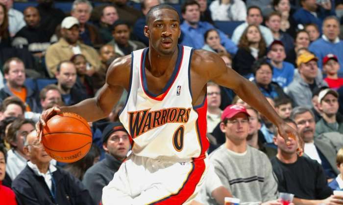 吉尔伯特-阿里纳斯