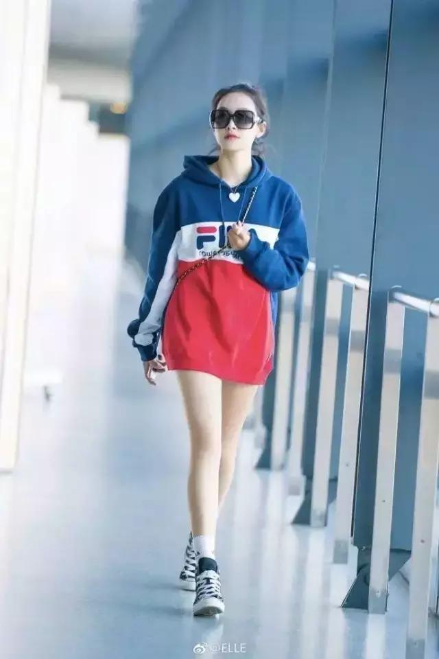 女明星都爱不穿裤子出门又一波下装消失风潮来袭