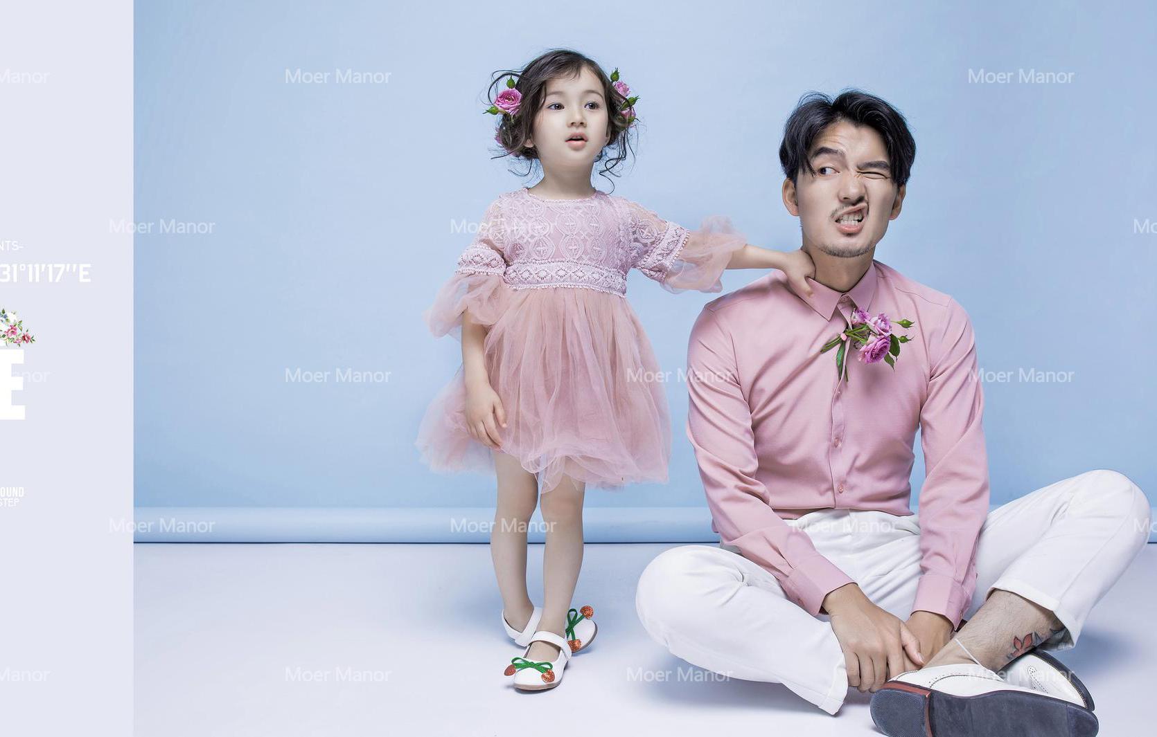 拍摄亲子照的时候要如何把控宝宝的拍照情绪